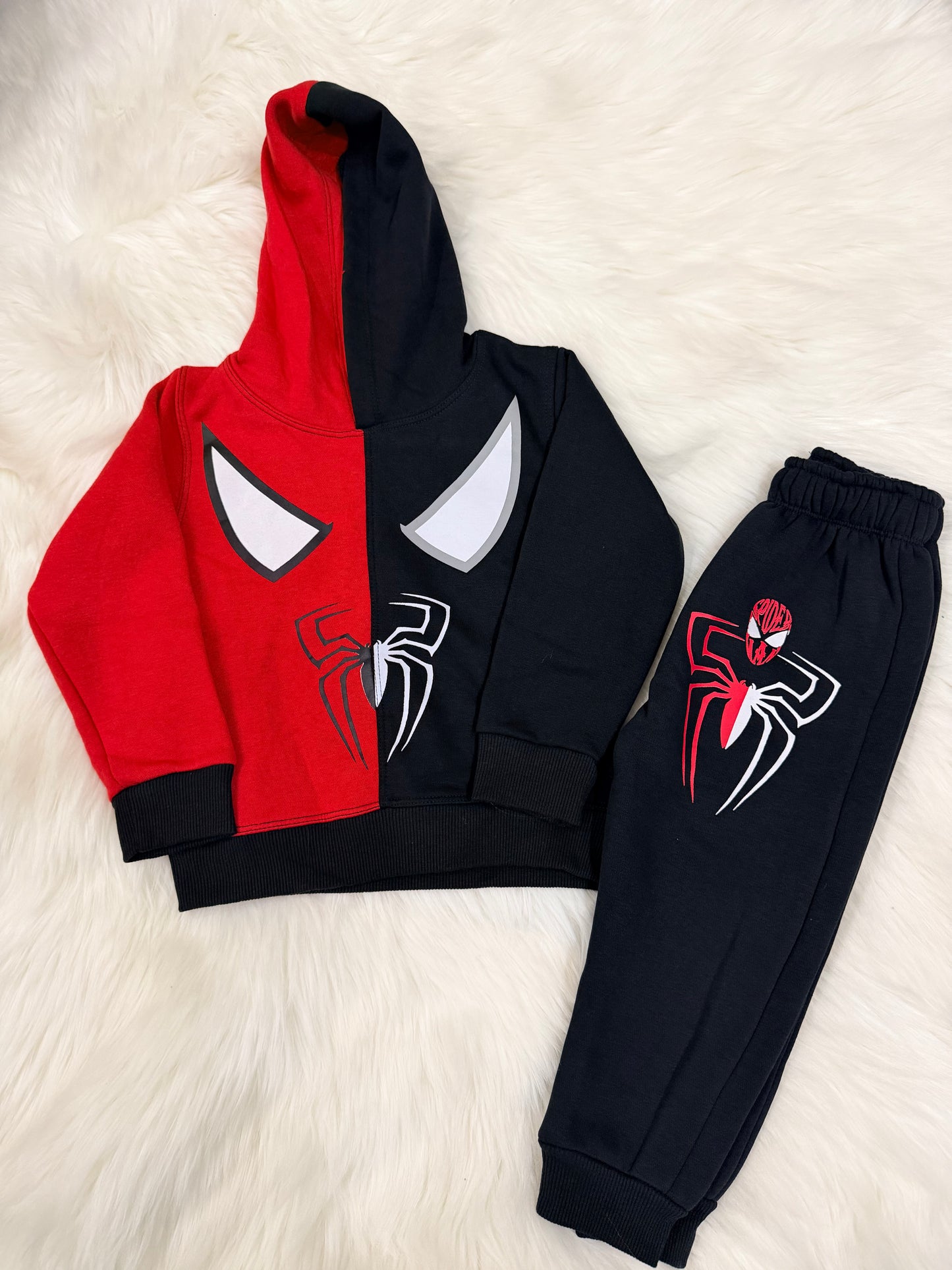 Chotu club spider black and red