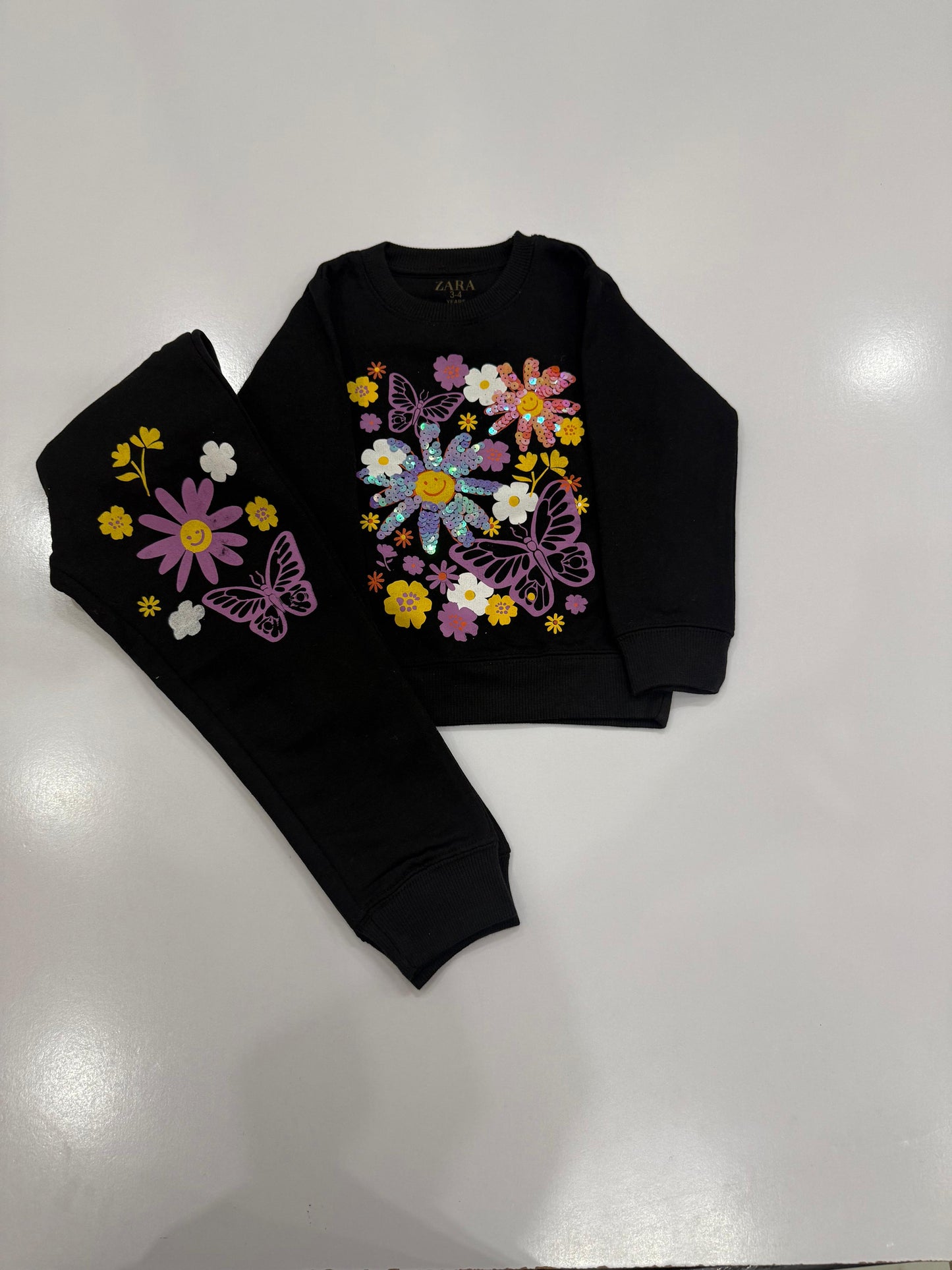 Girls Floral Butterfly Fleece Tracksuit – Cozy Sweatshirt & Jogger Set