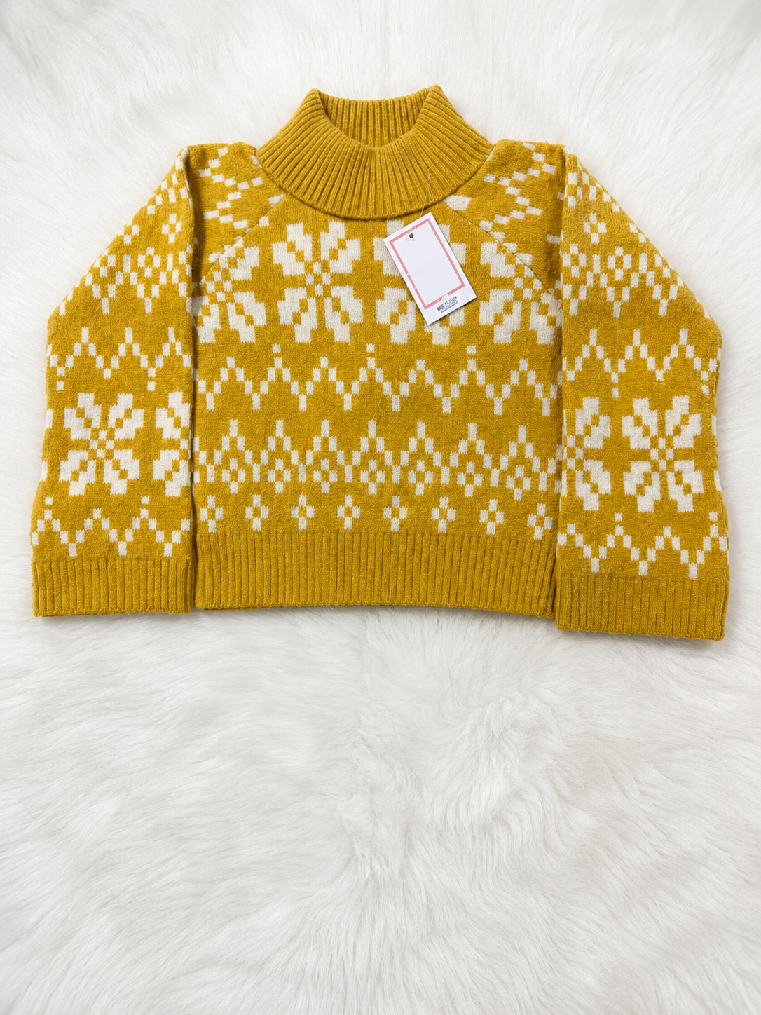 Bkt mastard girl cropped sweater