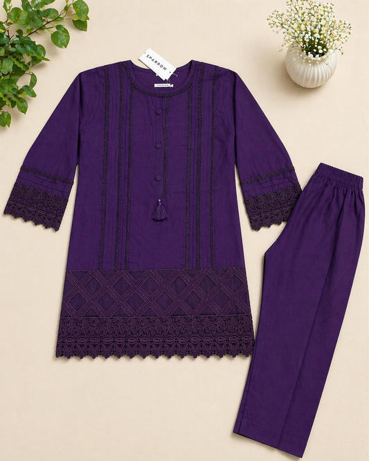 Elegant Sparrow Lace Design 2-Piece Outfit 💜