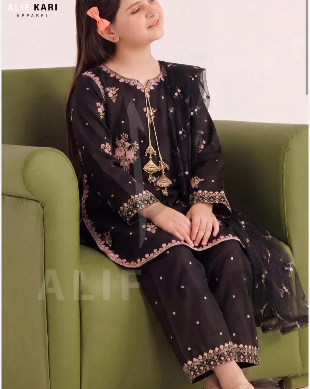 black alif kari