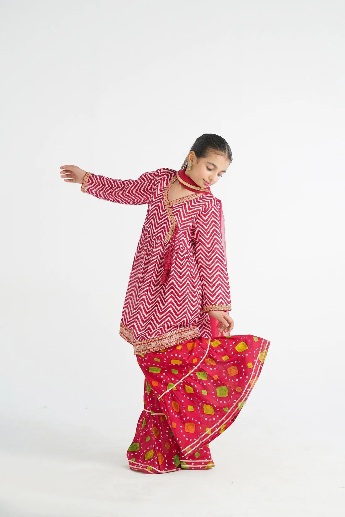 lily festive sharara