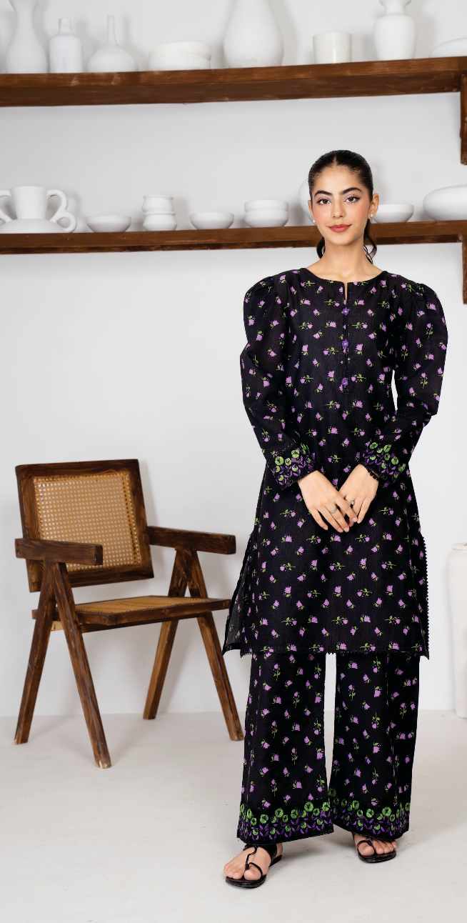 Girls Black Floral Printed Kurti Set